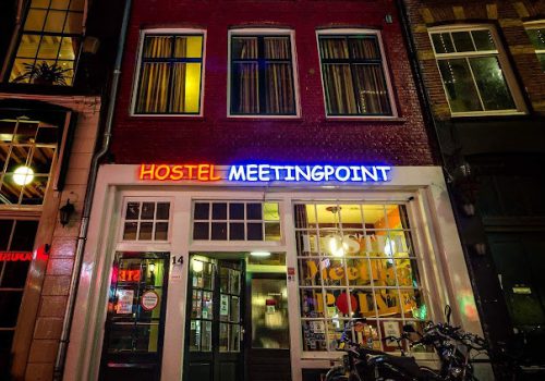 Hostel Meeting Point