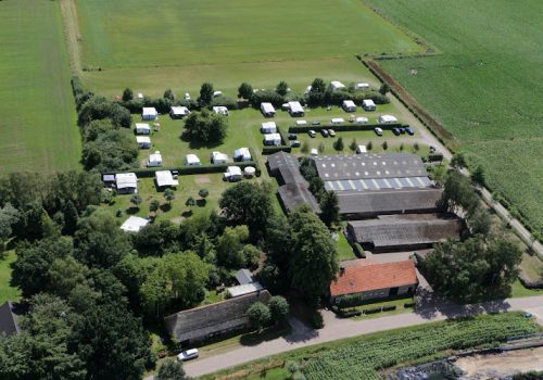 Heierhof Struisvogelboerderij - Excursies - Boerengolf - Voetgolf - Camping